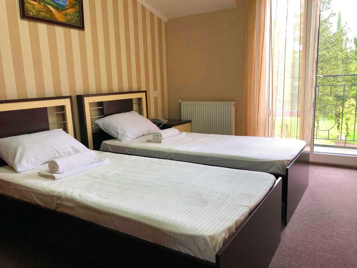 Imeri Park Hotel Kutaisi Eksteriør bilde